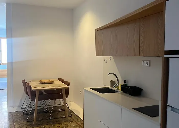 Trianasuites Apartment *